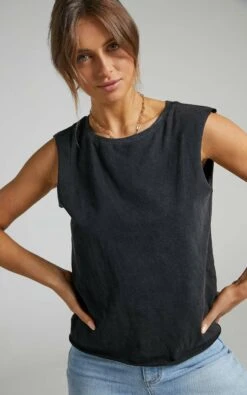 Showpo Gia Tee In Washed Black 14 Showpo Gia Tee In Washed Black -Showpo Women's Clothing Store 04.08.2021 Kieran x Evette x Stas10978