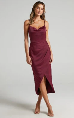 Showpo Dazzling Lights Dress In Mulberry Satin 11 Showpo Dazzling Lights Dress In Mulberry Satin -Showpo Women's Clothing Store 19.03.2021 Kieran x Evette x Nat51012