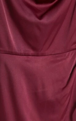 Showpo Dazzling Lights Dress In Mulberry Satin 16 Showpo Dazzling Lights Dress In Mulberry Satin -Showpo Women's Clothing Store 19.03.2021 Kieran x Evette x Nat51091