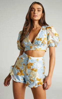Showpo Brailey Puff Sleeve Crop Top In Blue & Yellow Jacquard