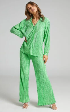 Showpo Beca High Waisted Plisse Flared Pants In Bright Green 9 Showpo Beca High Waisted Plisse Flared Pants In Bright Green -Showpo Women's Clothing Store 2.Beca Plisse Button up Shirt in Bright Green 2528ST21070043042529 4