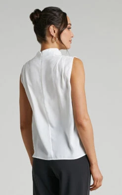 Showpo Arianae High Neck Top In White 17 Showpo Arianae High Neck Top In White -Showpo Women's Clothing Store 20.07.2021 Kieran x Evette x Eden3402