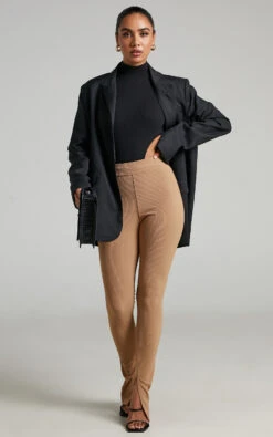 Showpo Aspen - High Waisted Split Hem Jersey Pants In Camel 12 Showpo Aspen - High Waisted Split Hem Jersey Pants In Camel -Showpo Women's Clothing Store 3 22.10.2021 Kieran x Evette x Tamika3281