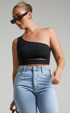 Showpo Joellyn Asymmetric Front Cut Out Ribbed Crop Tank In Black 13 Showpo Joellyn Asymmetric Front Cut Out Ribbed Crop Tank In Black -Showpo Women's Clothing Store 3 Joellyn Front Cut Out Ribbed Tank in Black 2528ST22020035022529 8