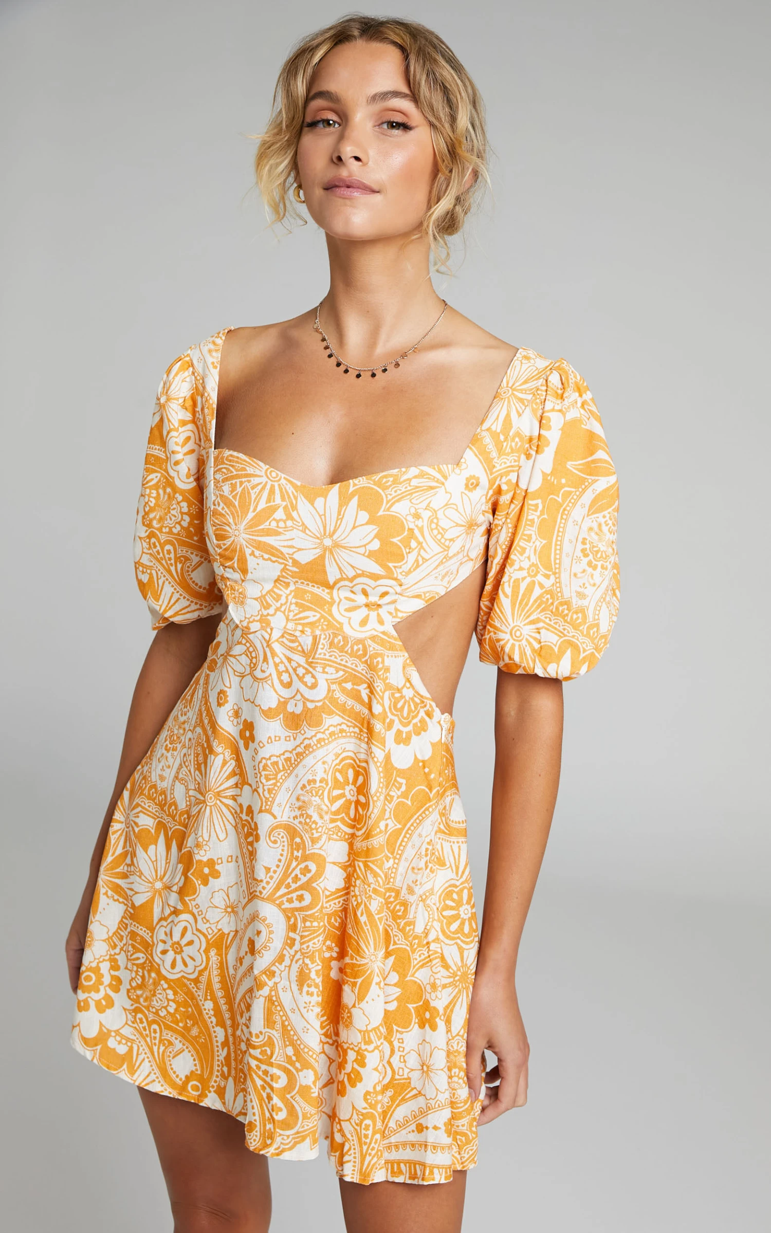 Showpo Gyah Balloon Sleeve Mini Dress In Rust Paisley 5 Showpo Gyah Balloon Sleeve Mini Dress In Rust Paisley - Image 5