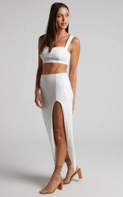 Showpo Elvie Midi Skirt - High Split Skirt In White 11 Showpo Elvie Midi Skirt - High Split Skirt In White -Showpo Women's Clothing Store 4 Elvie Midi Skirt High Split Skirt in White 2528SB22030009022529 2