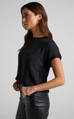 Showpo Tinaya Raglan Shell Top In Black -Showpo Women's Clothing Store 4 Tinaya Raglan Shell Top in Black 2528ST22010043042529 4