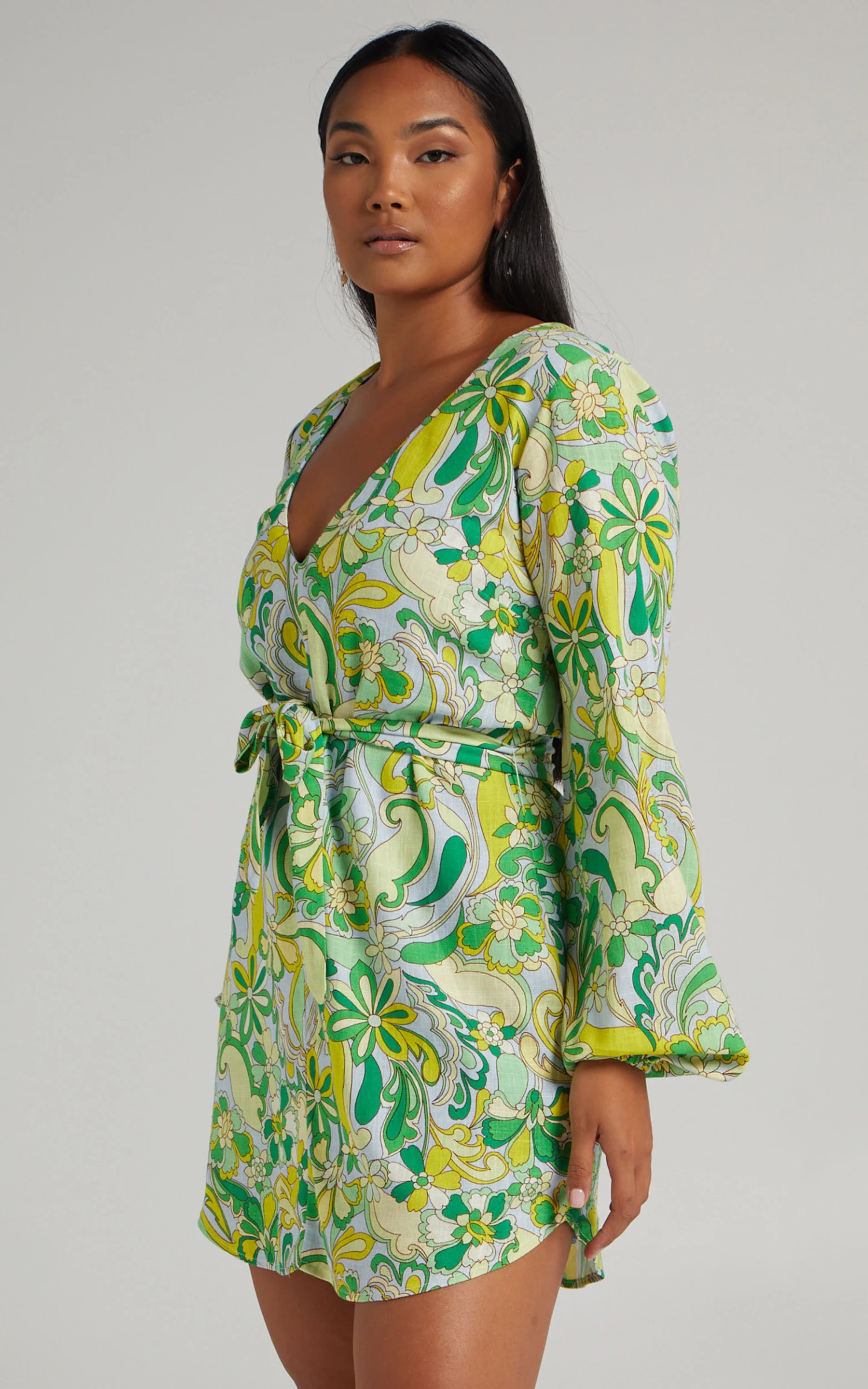 Showpo Gianna Balloon Sleeve Mini Dress In California Dreamin 7 Showpo Gianna Balloon Sleeve Mini Dress In California Dreamin - Image 7