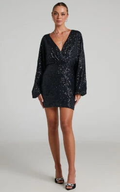 Showpo Erine Long Sleeve Sequin Dress In Black 15 Showpo Erine Long Sleeve Sequin Dress In Black -Showpo Women's Clothing Store 6 Erine Long Sleeve Sequin Dress in Black 2528SD21060040032529