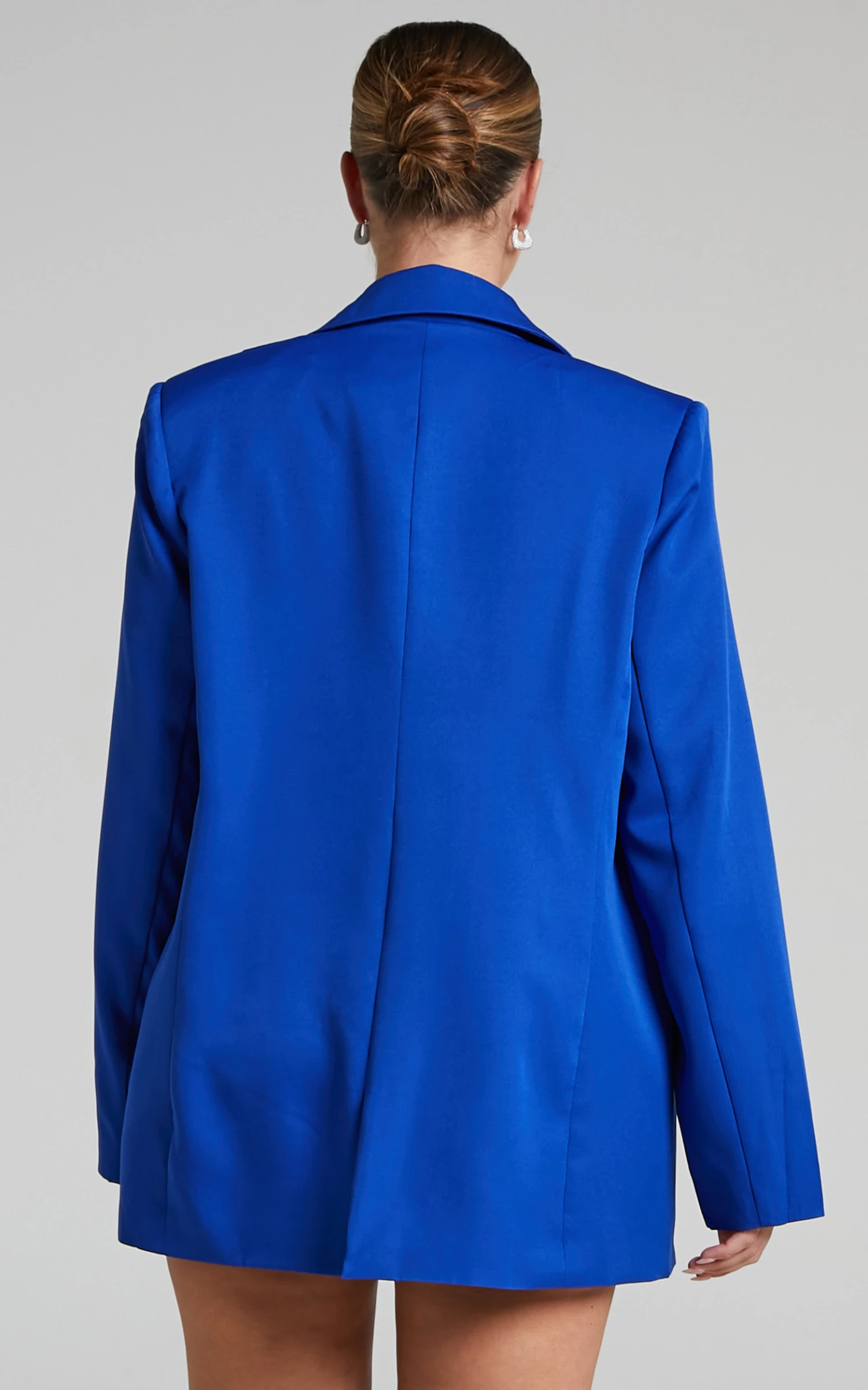 Showpo Sharmiel Plunge Neck Oversized Longline Blazer In Cobalt Blue 7 Showpo Sharmiel Plunge Neck Oversized Longline Blazer In Cobalt Blue - Image 7