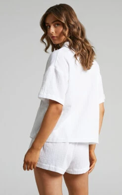 Showpo Donita Button Up Shirt In White 17 Showpo Donita Button Up Shirt In White -Showpo Women's Clothing Store 7 Donita Button up Shirt in White 2528ST21090001012529 9