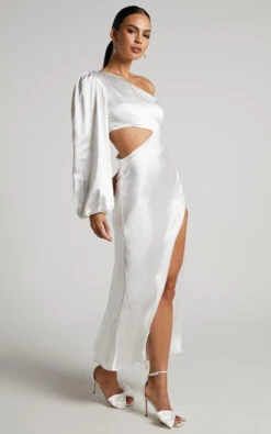 Showpo Arichie Maxi Dress - Cut Out One Shoulder Balloon Sleeve Dress In White 15 Showpo Arichie Maxi Dress - Cut Out One Shoulder Balloon Sleeve Dress In White -Showpo Women's Clothing Store 8 1