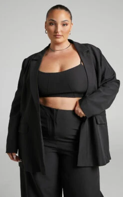 Showpo Alba Longline Blazer In Black 11 Showpo Alba Longline Blazer In Black -Showpo Women's Clothing Store Alba Longline Blazer in Black 2528SO22070001022529 1