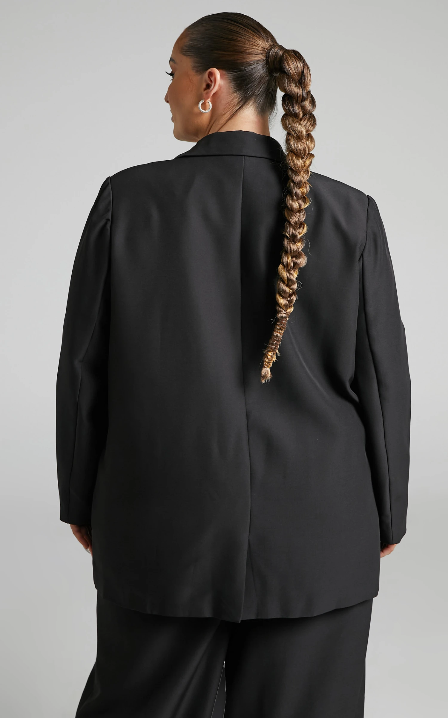 Showpo Alba Longline Blazer In Black 7 Showpo Alba Longline Blazer In Black - Image 7
