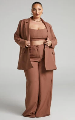 Showpo Alba Longline Blazer In Chocolate 13 Showpo Alba Longline Blazer In Chocolate -Showpo Women's Clothing Store Alba Longline Blazer in Chocolate 2528SO22070001052529 1