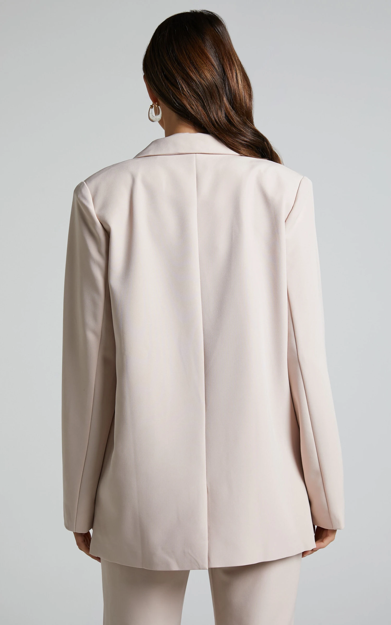 Showpo Alba Longline Blazer In Stone 8 Showpo Alba Longline Blazer In Stone - Image 8