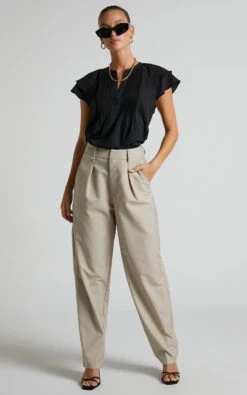 Showpo Alva V Neck Frill Short Sleeve Top In Black 9 Showpo Alva V Neck Frill Short Sleeve Top In Black -Showpo Women's Clothing Store Alva V Neck Frill Short Sleeve Top in Black 10