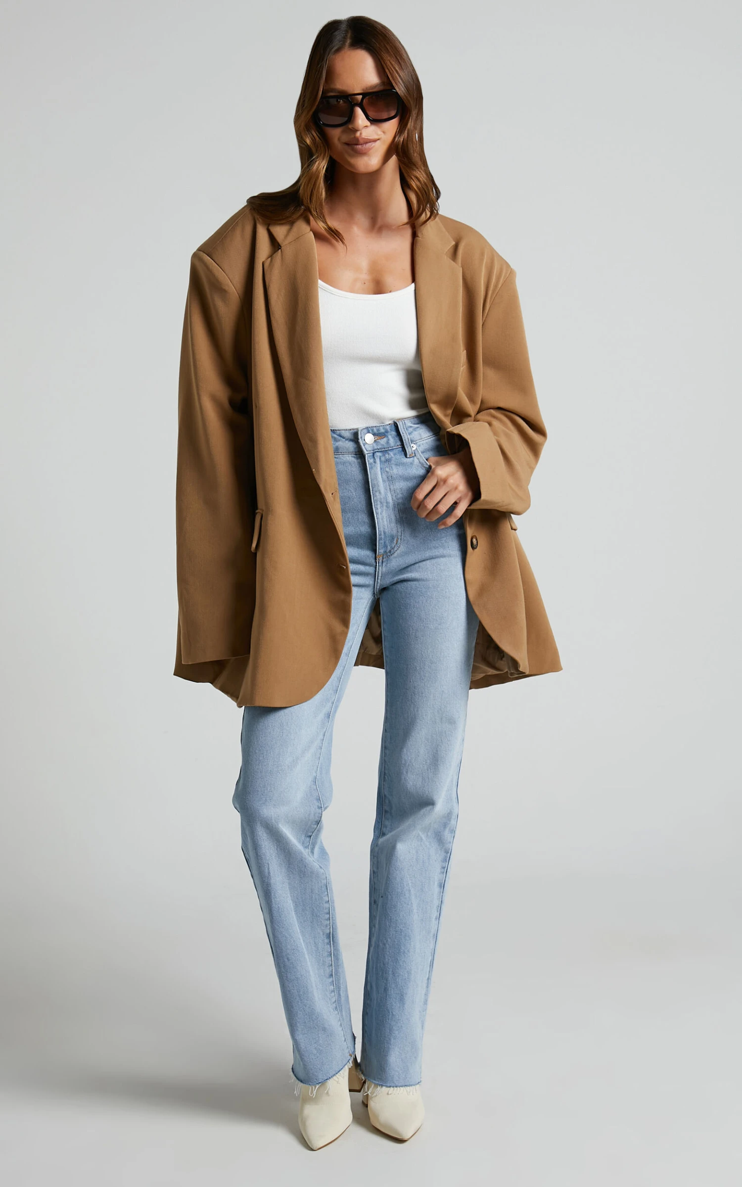Showpo Amalea Oversized Boyfriend Blazer In Mocha 4 Showpo Amalea Oversized Boyfriend Blazer In Mocha - Image 4