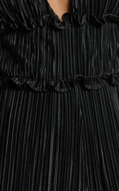 Showpo Armida Plunge Neck Wide Leg Plisse Jumpsuit In Black -Showpo Women's Clothing Store Armida Plunge Neck Wide Leg Plisse Jumpsuit in Black 10