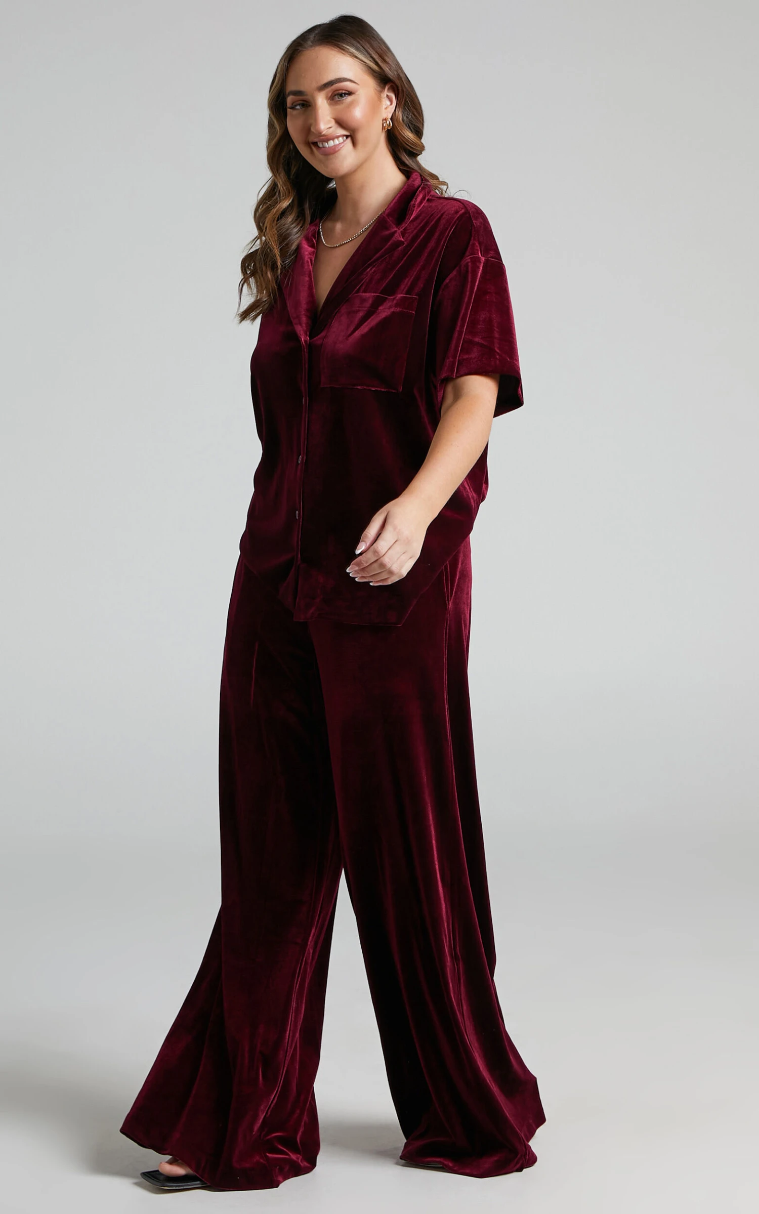 Showpo Aspen High Waisted Elastic Waist Wide Leg Pant In Mulberry Velvet 4 Showpo Aspen High Waisted Elastic Waist Wide Leg Pant In Mulberry Velvet - Image 4