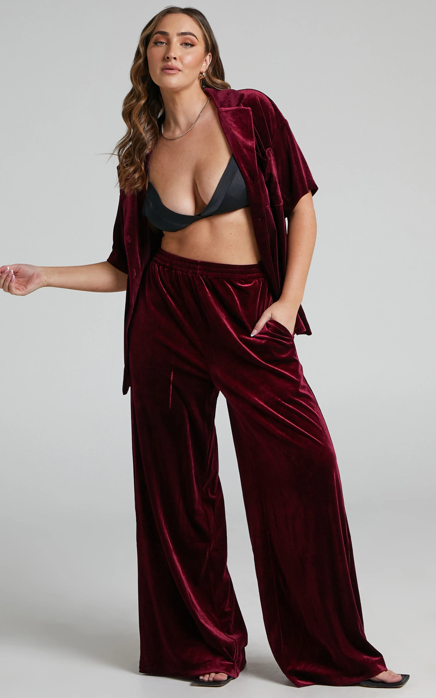 Showpo Aspen High Waisted Elastic Waist Wide Leg Pant In Mulberry Velvet 3 Showpo Aspen High Waisted Elastic Waist Wide Leg Pant In Mulberry Velvet - Image 3