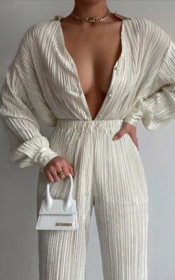 Showpo Beca Plisse Button Up Shirt In Cream 12 Showpo Beca Plisse Button Up Shirt In Cream -Showpo Women's Clothing Store BECA PLISSE BUTTON UP SHIRT IN CREAM 2528reel2529