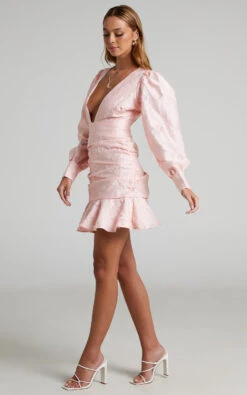 Showpo Baxia Textured Balloon Sleeve Mini Dress In Pastel Pink 13 Showpo Baxia Textured Balloon Sleeve Mini Dress In Pastel Pink -Showpo Women's Clothing Store Baxia Textured Balloon Sleeve Mini Dress in Dusty Pink 2528SD21080022042529 5