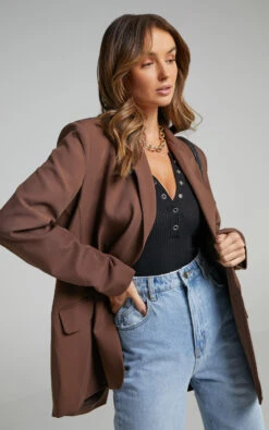 Showpo Caralina Blazer - Oversized Single Breasted Blazer In Chocolate 14 Showpo Caralina Blazer - Oversized Single Breasted Blazer In Chocolate -Showpo Women's Clothing Store Caralina Oversized Blazer in Chocolate SO2106003301 8