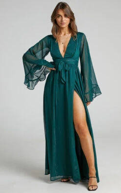 Showpo Dangerous Woman Maxi Dress In Emerald