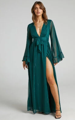 Showpo Dangerous Woman Maxi Dress In Emerald 14 Showpo Dangerous Woman Maxi Dress In Emerald -Showpo Women's Clothing Store Dangerous Woman Maxi Dress in Emerald 2528S009288042529 5