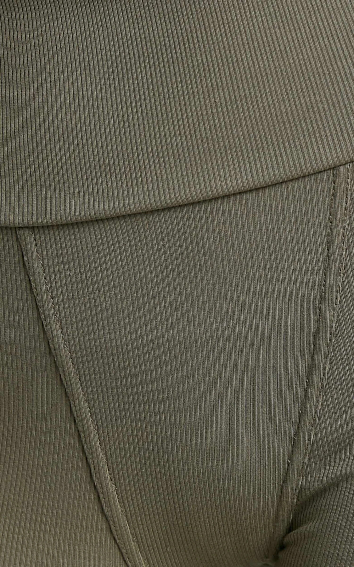 Showpo Dariko Ribbed Leggings In Khaki 5 Showpo Dariko Ribbed Leggings In Khaki - Image 5