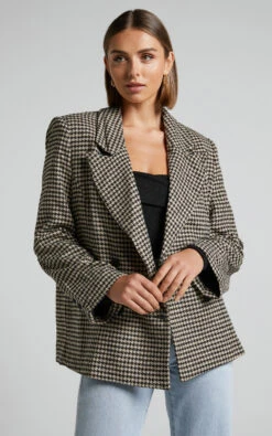 Showpo Erlinda Shoulder Pad Houndstooth Blazer In Multi 12 Showpo Erlinda Shoulder Pad Houndstooth Blazer In Multi -Showpo Women's Clothing Store Erlinda Shoulder Pad Houndstooth Blazer in Multi 1