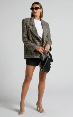 Showpo Erlinda Shoulder Pad Houndstooth Blazer In Multi 17 Showpo Erlinda Shoulder Pad Houndstooth Blazer In Multi -Showpo Women's Clothing Store Erlinda Shoulder Pad Houndstooth Blazer in Multi 7