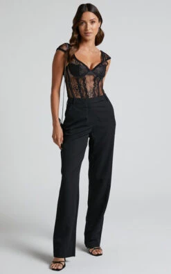 Showpo Ernez High Waisted Tailored Straight Pants In Black