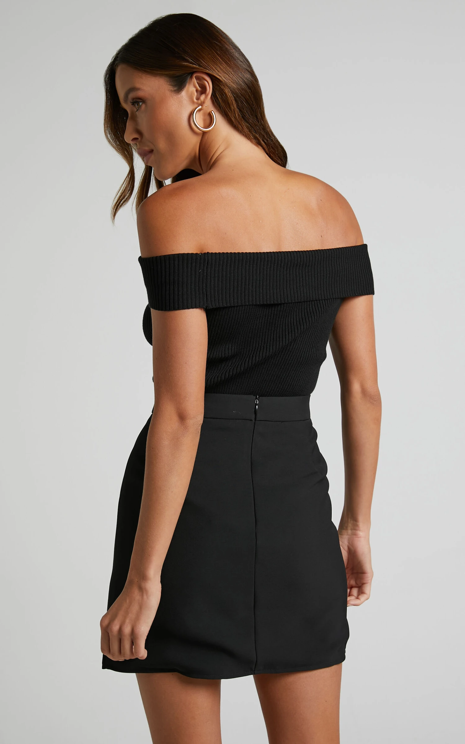 Showpo Evelenna Split Mini Skirt In Black 7 Showpo Evelenna Split Mini Skirt In Black - Image 7