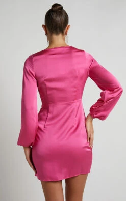 Showpo Everest Twist Front Relaxed Sleeve Mini Dress In Hot Pink 14 Showpo Everest Twist Front Relaxed Sleeve Mini Dress In Hot Pink -Showpo Women's Clothing Store Everest Twist Front relaxed sleeve mini dress in Hot pink 5