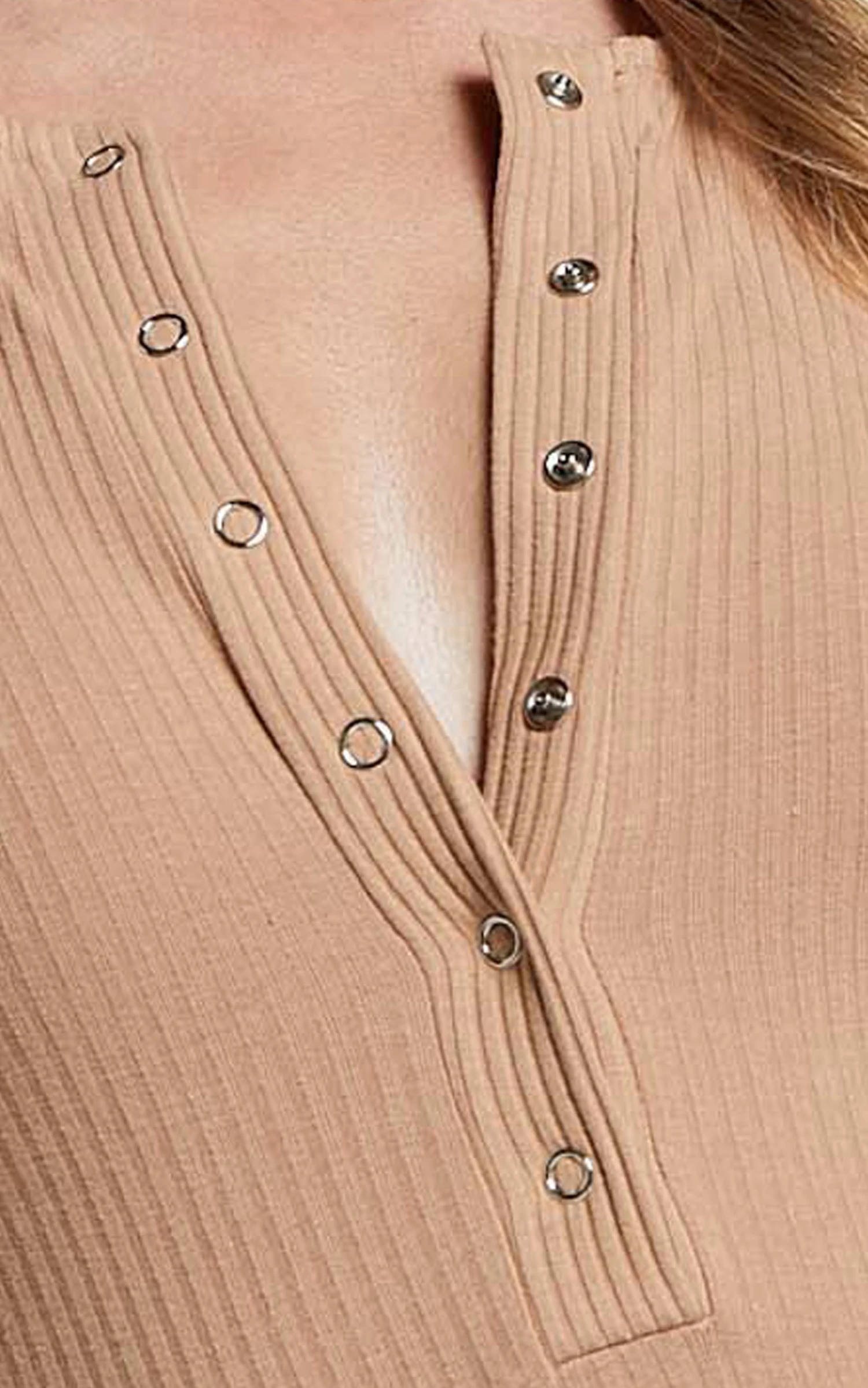 Showpo Tatem Longsleeve Button Front Bodysuit In Mocha 9 Showpo Tatem Longsleeve Button Front Bodysuit In Mocha - Image 9