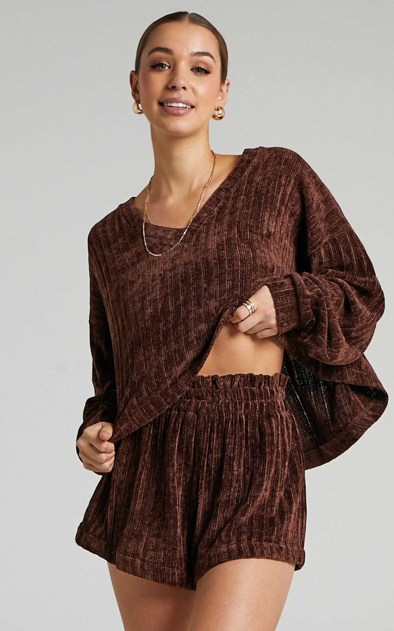 Showpo Filomena Chenille Slouch Crop Top In Chocolate 8 Showpo Filomena Chenille Slouch Crop Top In Chocolate - Image 8
