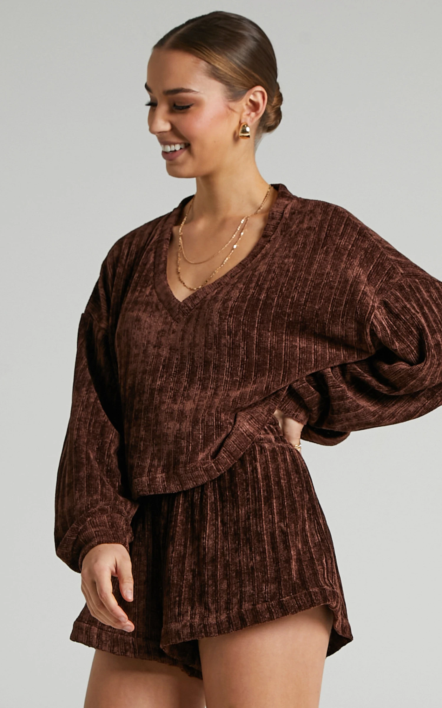 Showpo Filomena Chenille Slouch Crop Top In Chocolate 4 Showpo Filomena Chenille Slouch Crop Top In Chocolate - Image 4