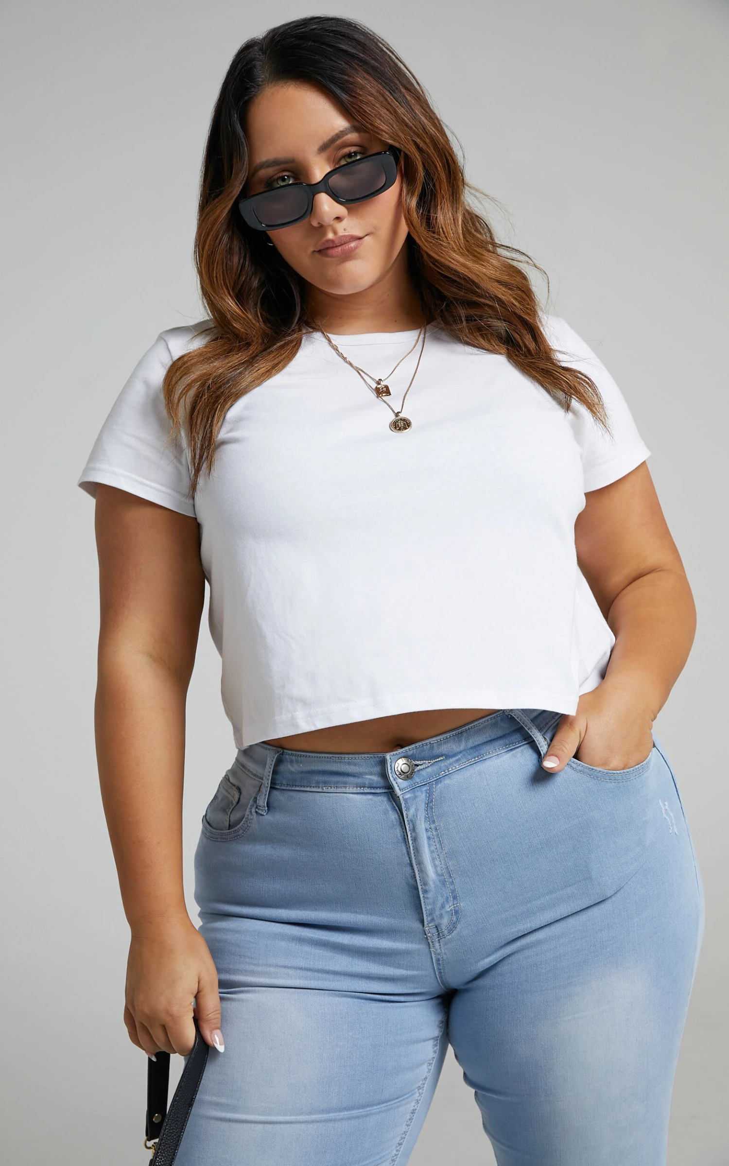Showpo Danzel Boxy Fit Cap Sleeve Crop Top In White 5 Showpo Danzel Boxy Fit Cap Sleeve Crop Top In White - Image 5