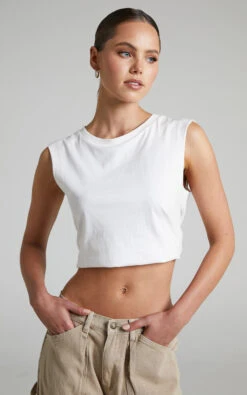 Showpo Gia Tee In White 9 Showpo Gia Tee In White -Showpo Women's Clothing Store Gia Tee in White 1