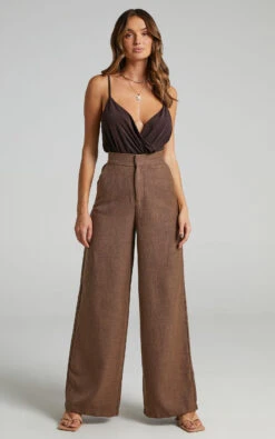 Showpo Jacintah High Waisted Twill Pants In Chocolate 16 Showpo Jacintah High Waisted Twill Pants In Chocolate -Showpo Women's Clothing Store Jacintah Twill Pants in Chocolate 2528SB21060026012529 3