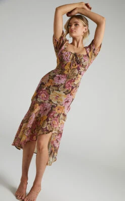 Showpo Jasalina Puff Sleeve Midi Dress In Classic Floral 15 Showpo Jasalina Puff Sleeve Midi Dress In Classic Floral -Showpo Women's Clothing Store Jasalina Dress in Classic Floral 2528SD21020008022529 32