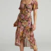 Showpo Jasalina Puff Sleeve Midi Dress In Classic Floral