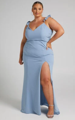 Showpo More Than This Ruffle Strap Maxi Dress In Light Blue 13 Showpo More Than This Ruffle Strap Maxi Dress In Light Blue -Showpo Women's Clothing Store Kalajzich x Riley x 11 Past 11 20.09.20217974