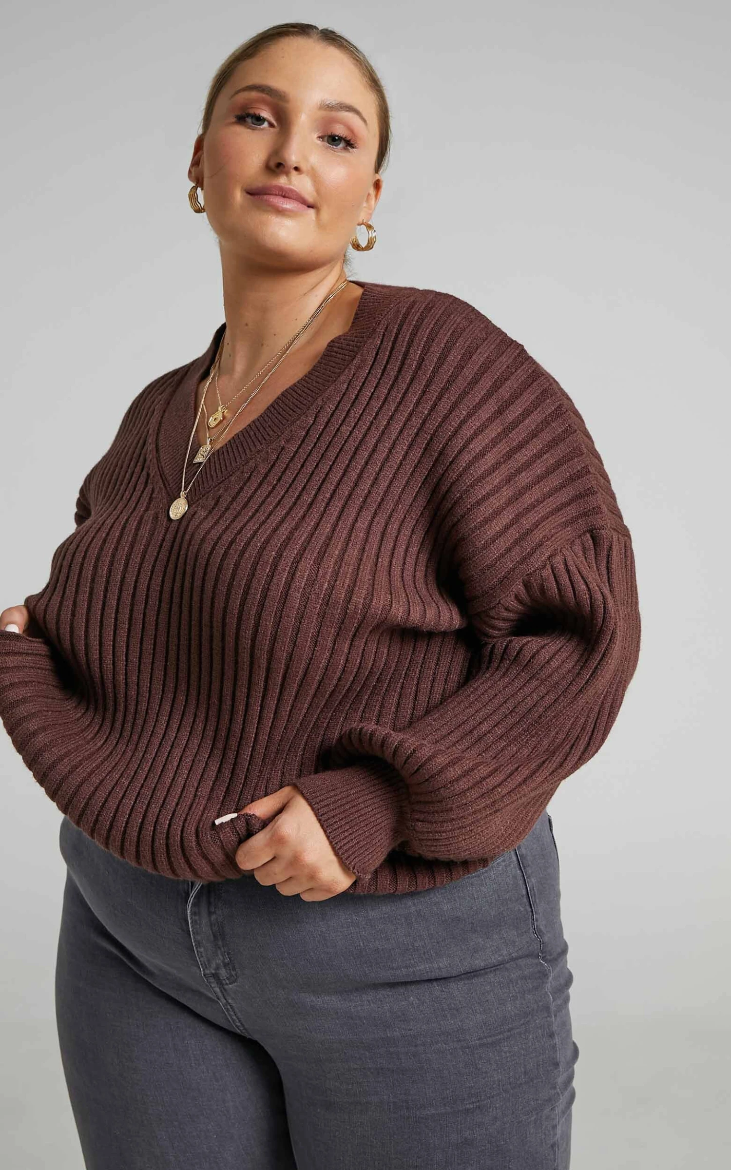Showpo Kartia V Neck Jumper In Chocolate 5 Showpo Kartia V Neck Jumper In Chocolate - Image 5