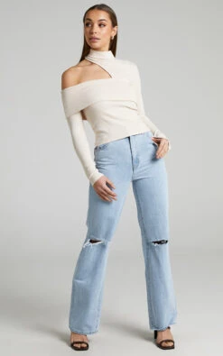 Showpo Kiefer Asymmetric Long Sleeve Cutout Top In Cream 13 Showpo Kiefer Asymmetric Long Sleeve Cutout Top In Cream -Showpo Women's Clothing Store Kiefer Asymmetric Cutout Top in Cream 2528ST21050005042529 1