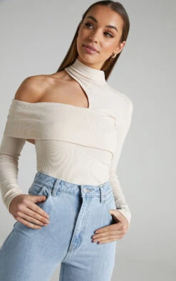 Showpo Kiefer Asymmetric Long Sleeve Cutout Top In Cream 12 Showpo Kiefer Asymmetric Long Sleeve Cutout Top In Cream -Showpo Women's Clothing Store Kiefer Asymmetric Cutout Top in Cream 2528ST21050005042529 9