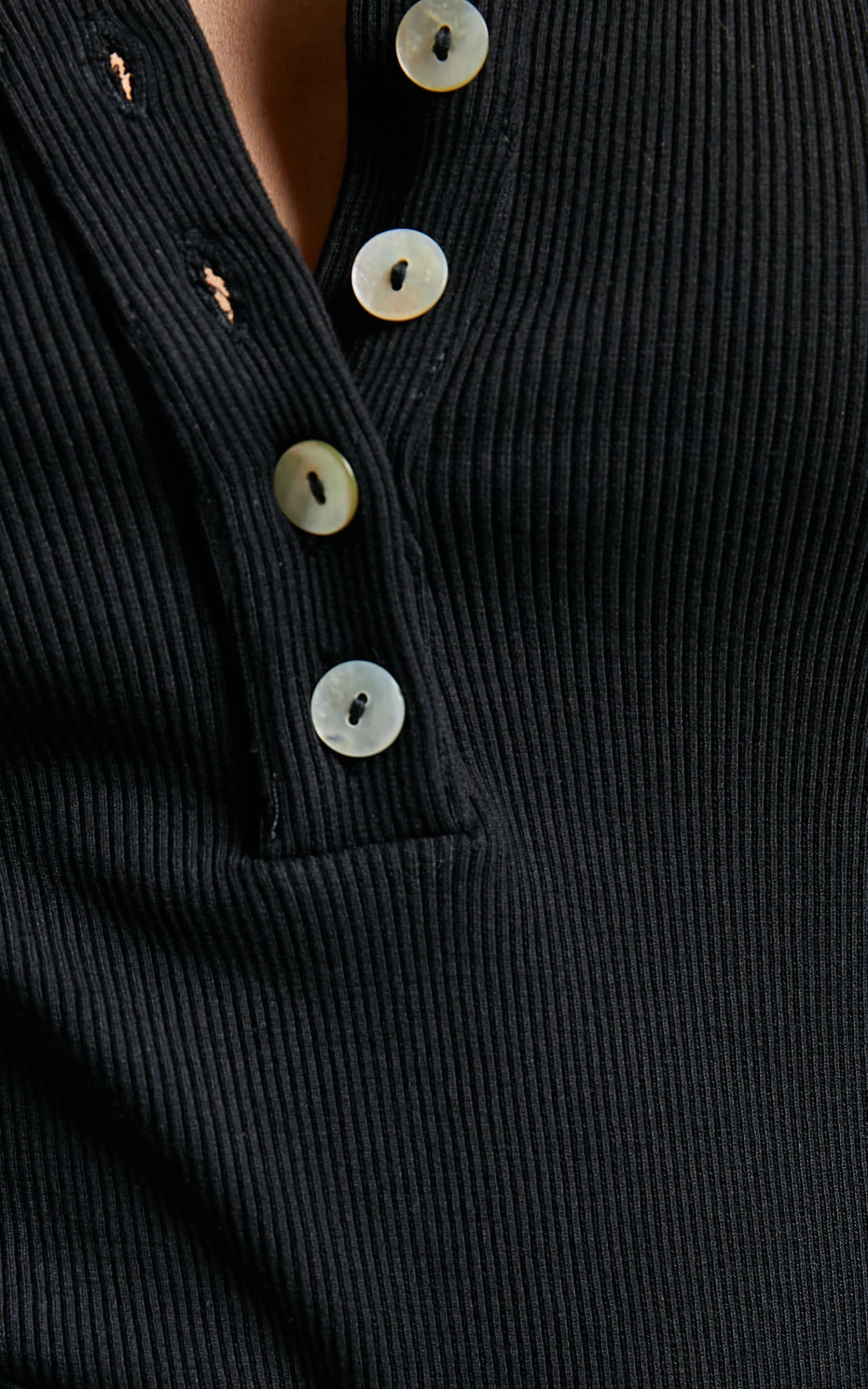 Showpo Kitura Cami In Black 9 Showpo Kitura Cami In Black - Image 9