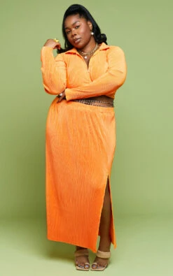 Showpo Amarante Midi Skirt - Side Split Plisse Skirt In Orange 12 Showpo Amarante Midi Skirt - Side Split Plisse Skirt In Orange -Showpo Women's Clothing Store LOOK 2